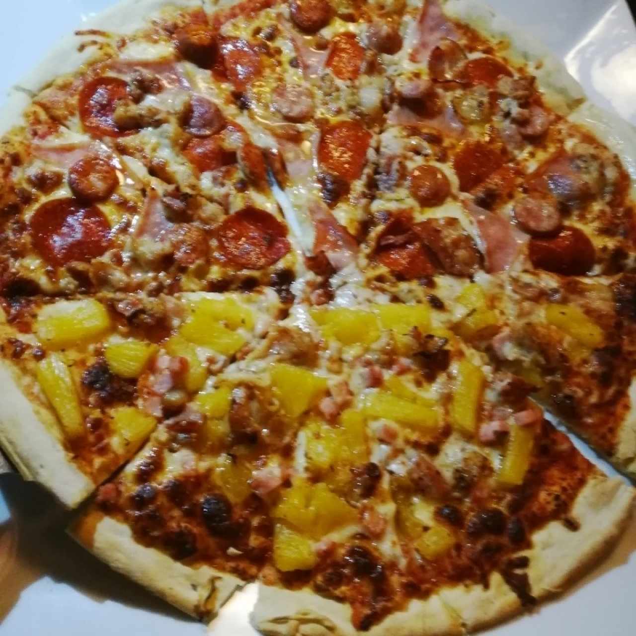 Pizza fusión - Chicho's pizza y aloha 