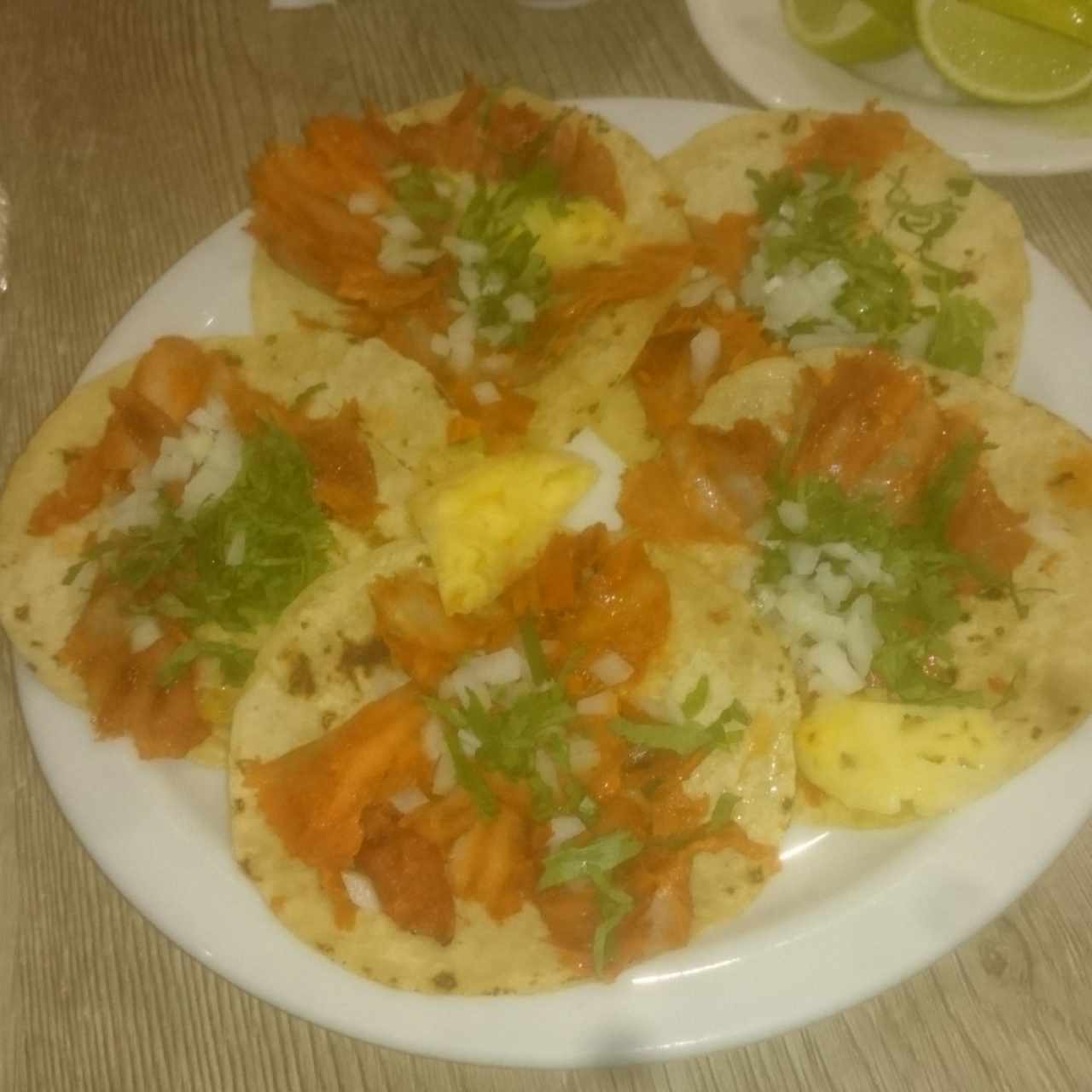 tacos al pastor 