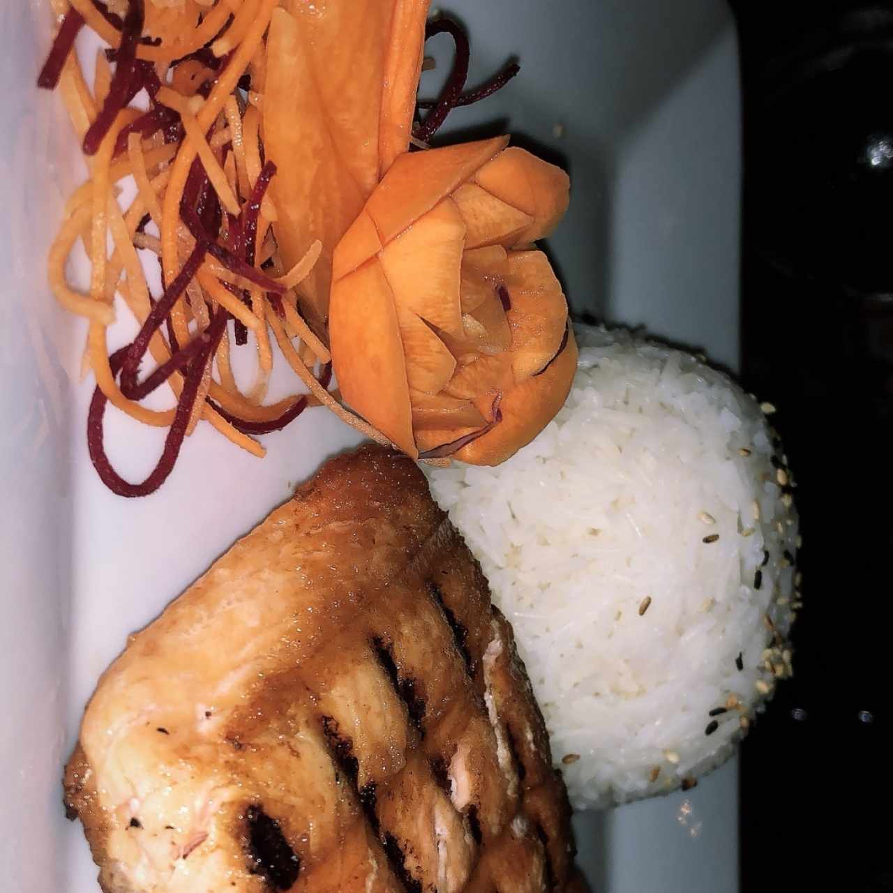 Salmón al grill o teriyaki