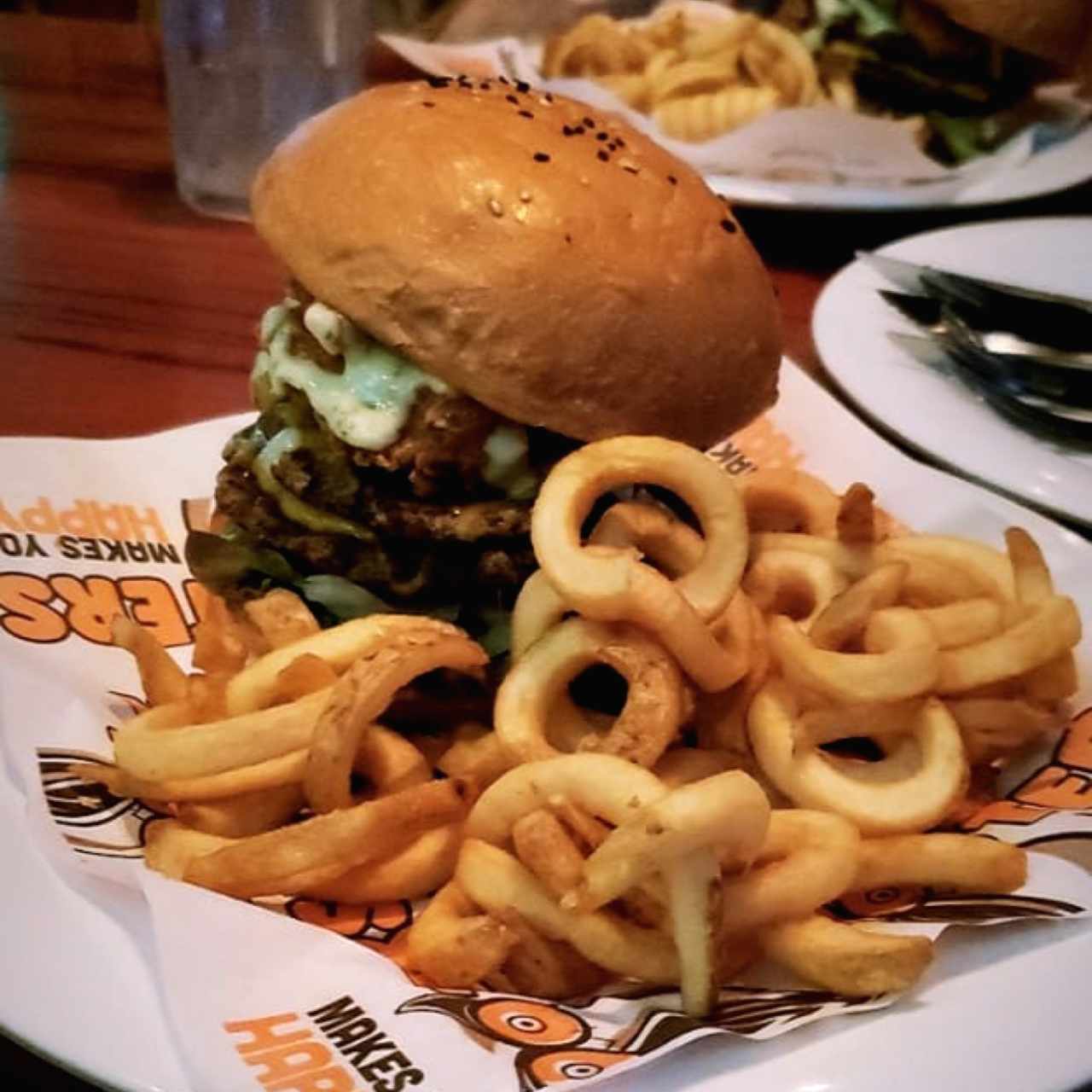 “La pechugona” burger week