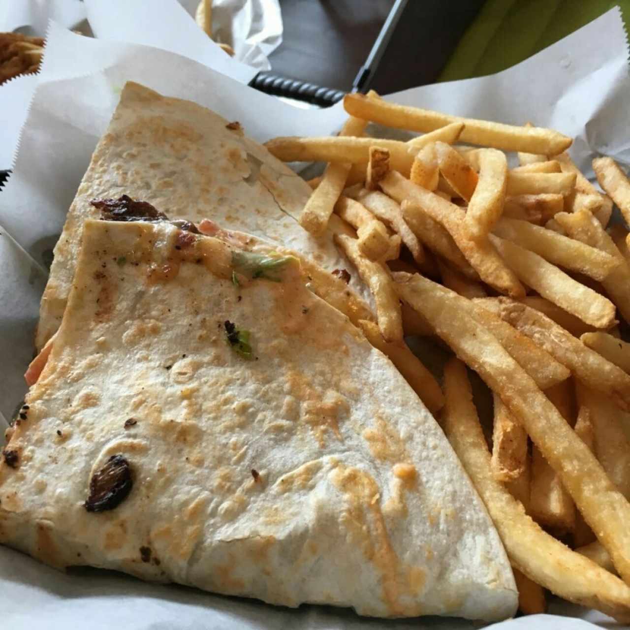 burguer quesadilla