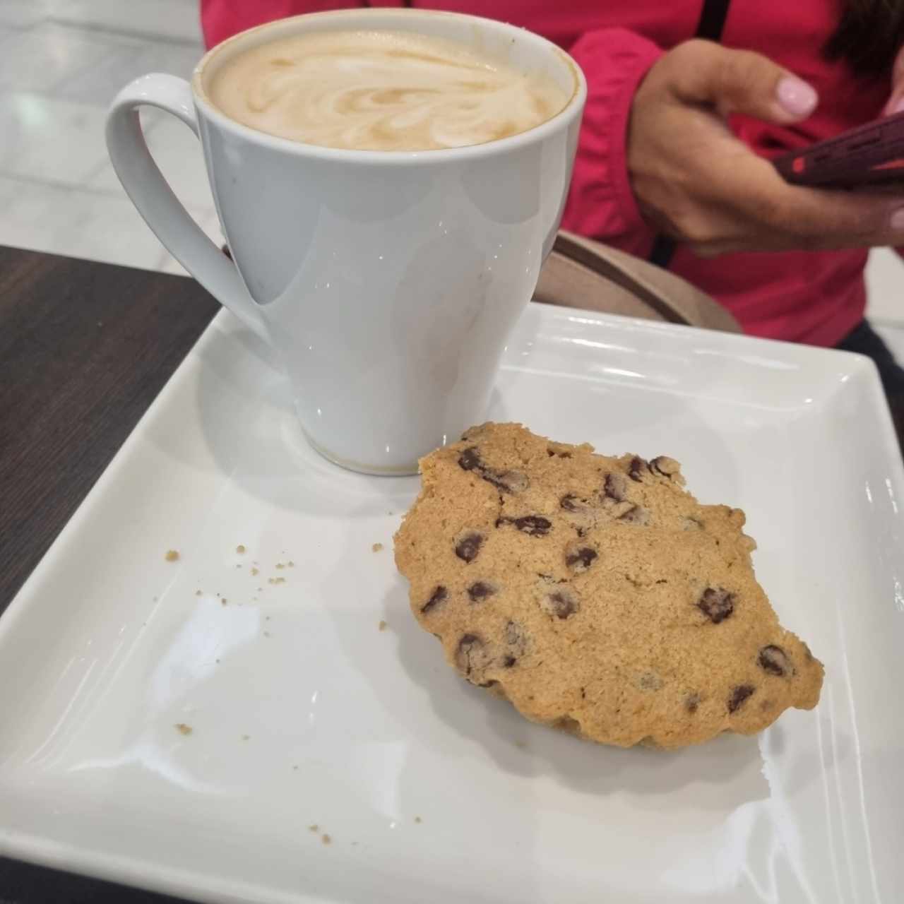 Cappuccino y galleta 