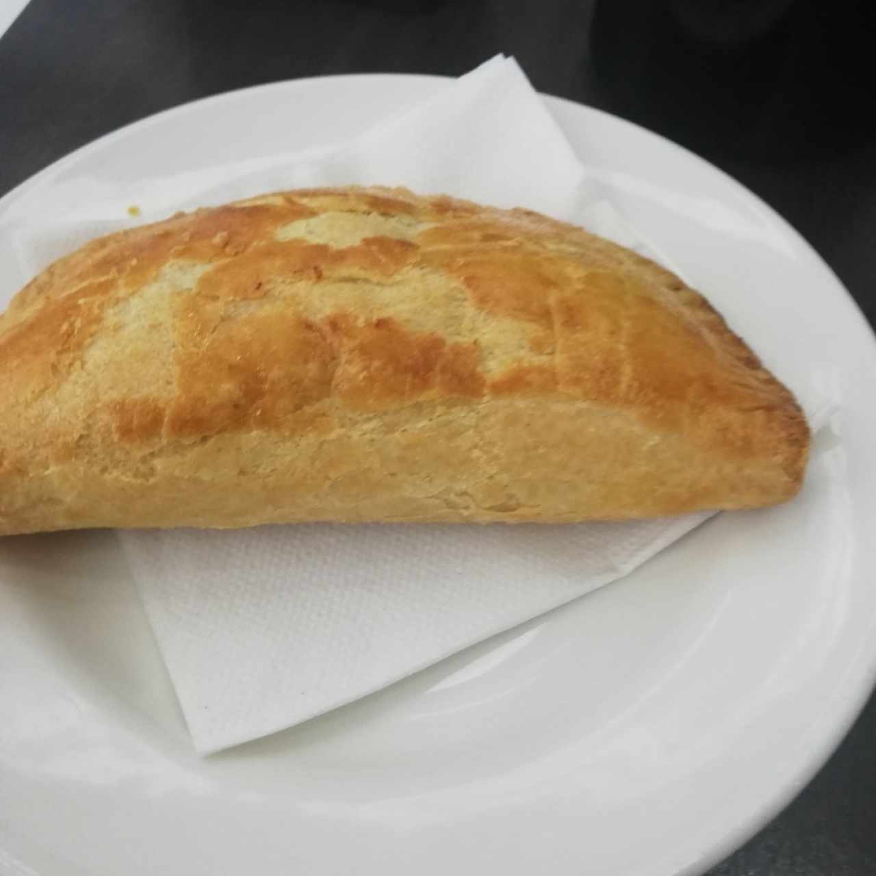 empanada de tasajo y queso