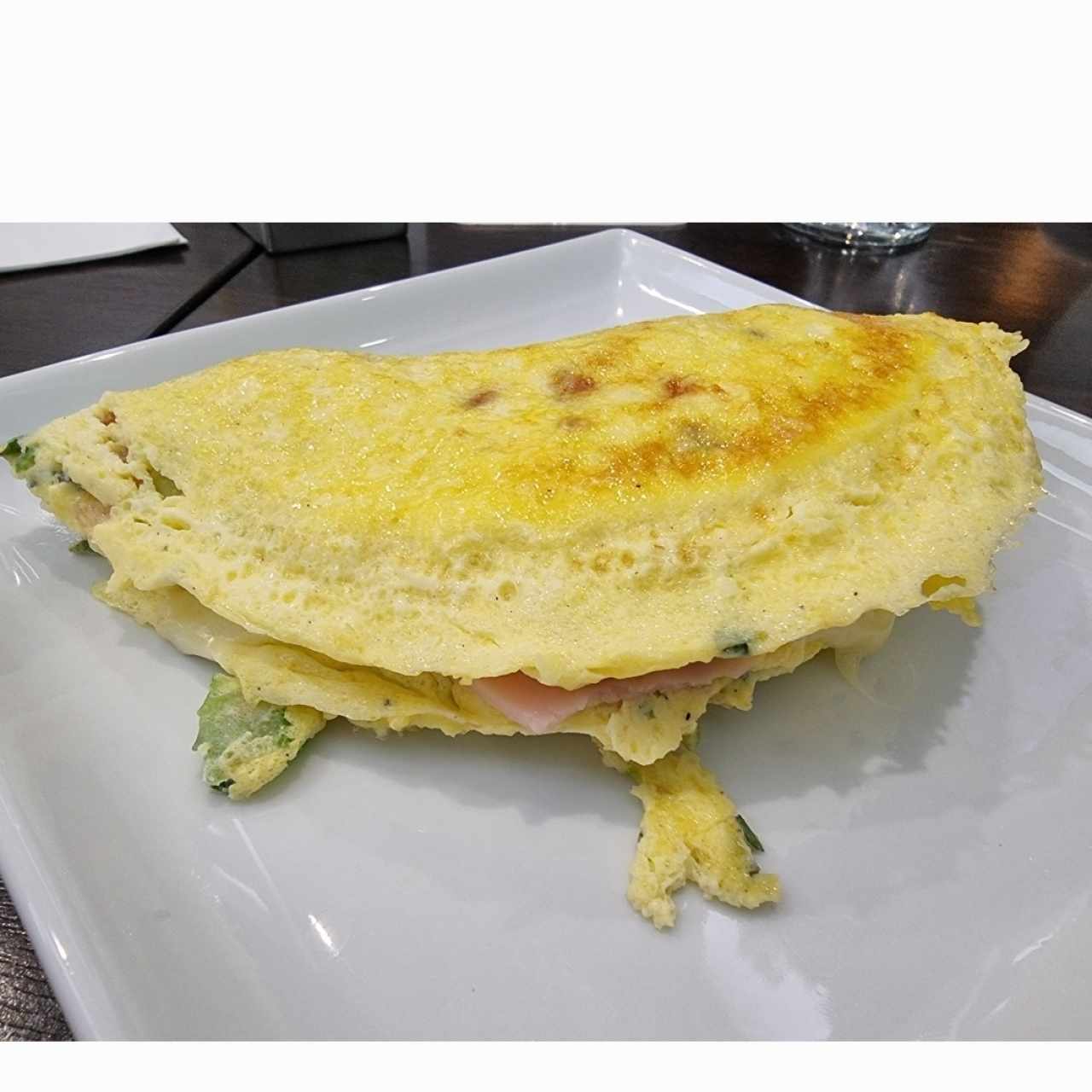 omelette vegetales queso y jamón 