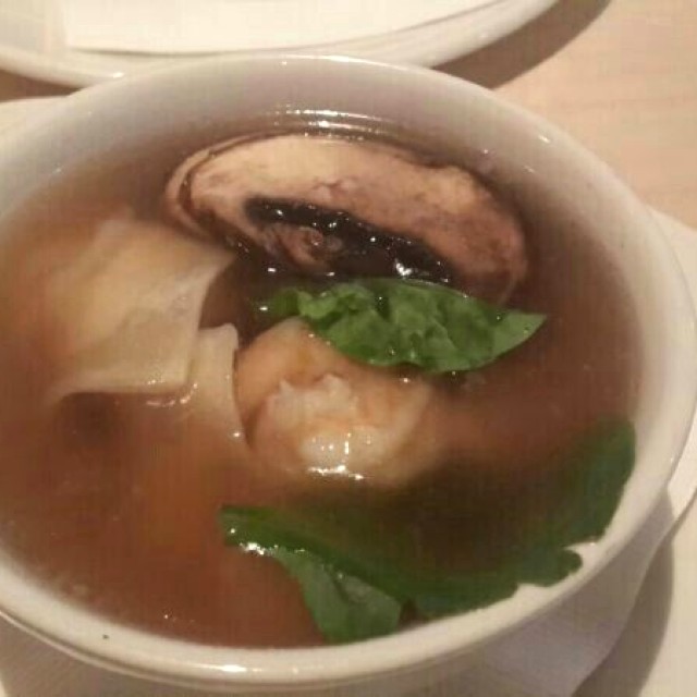 Sopa de wanton