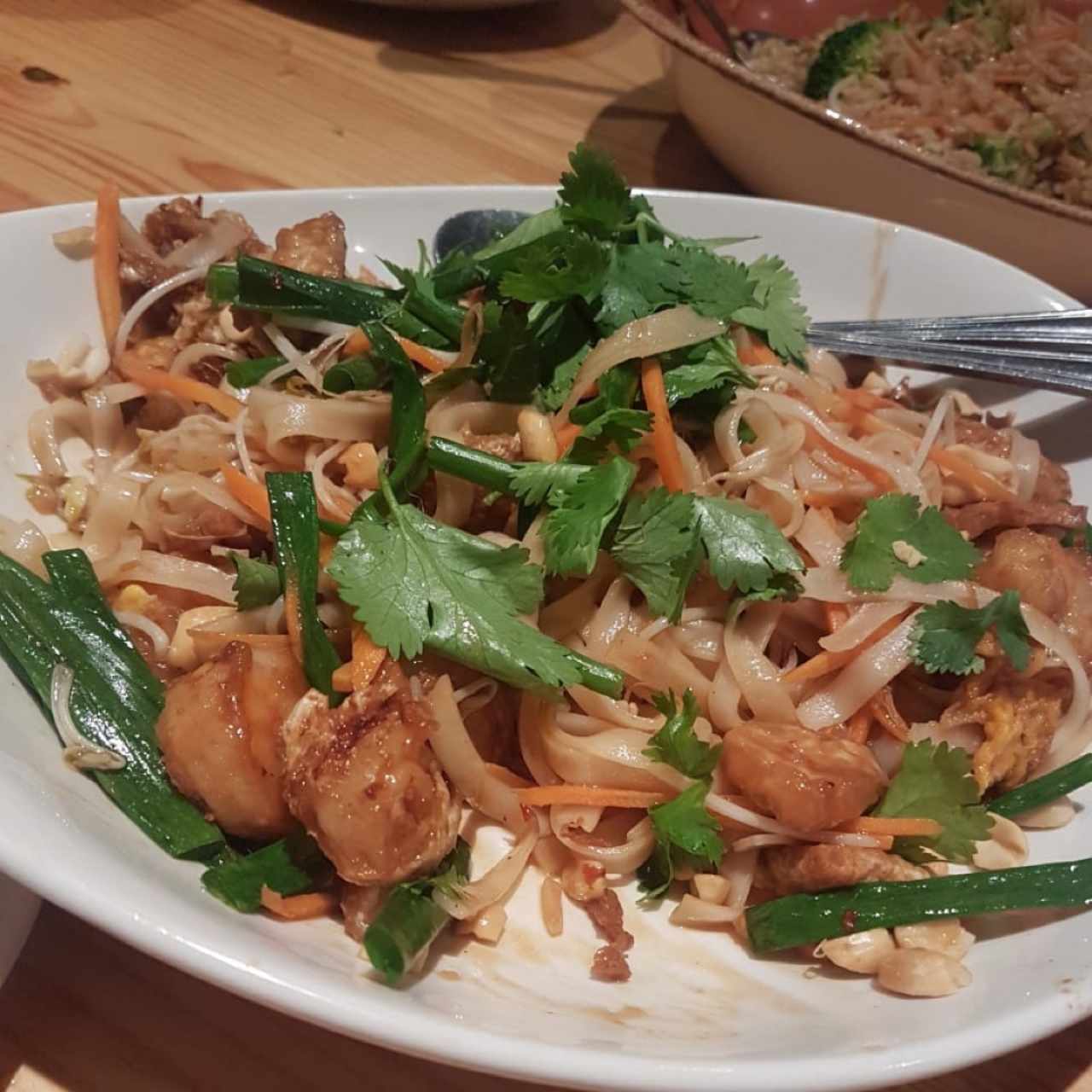 Pad thai de Camarones