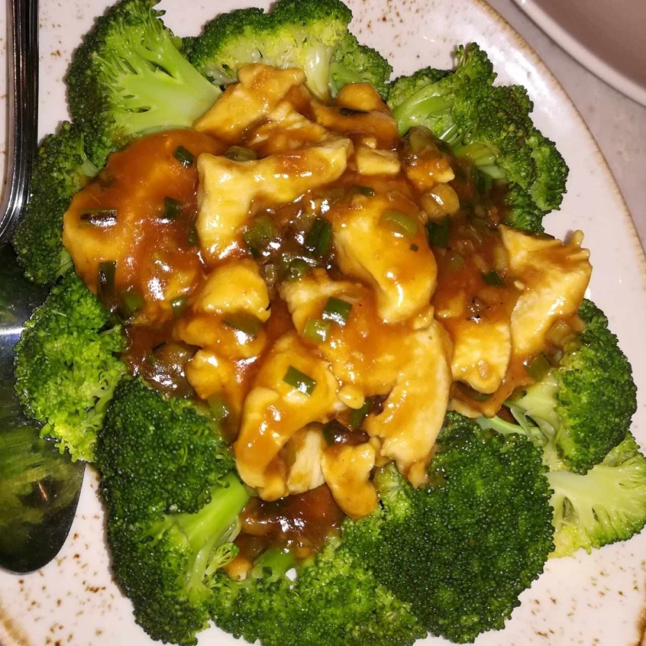ginger chicken with broccoli