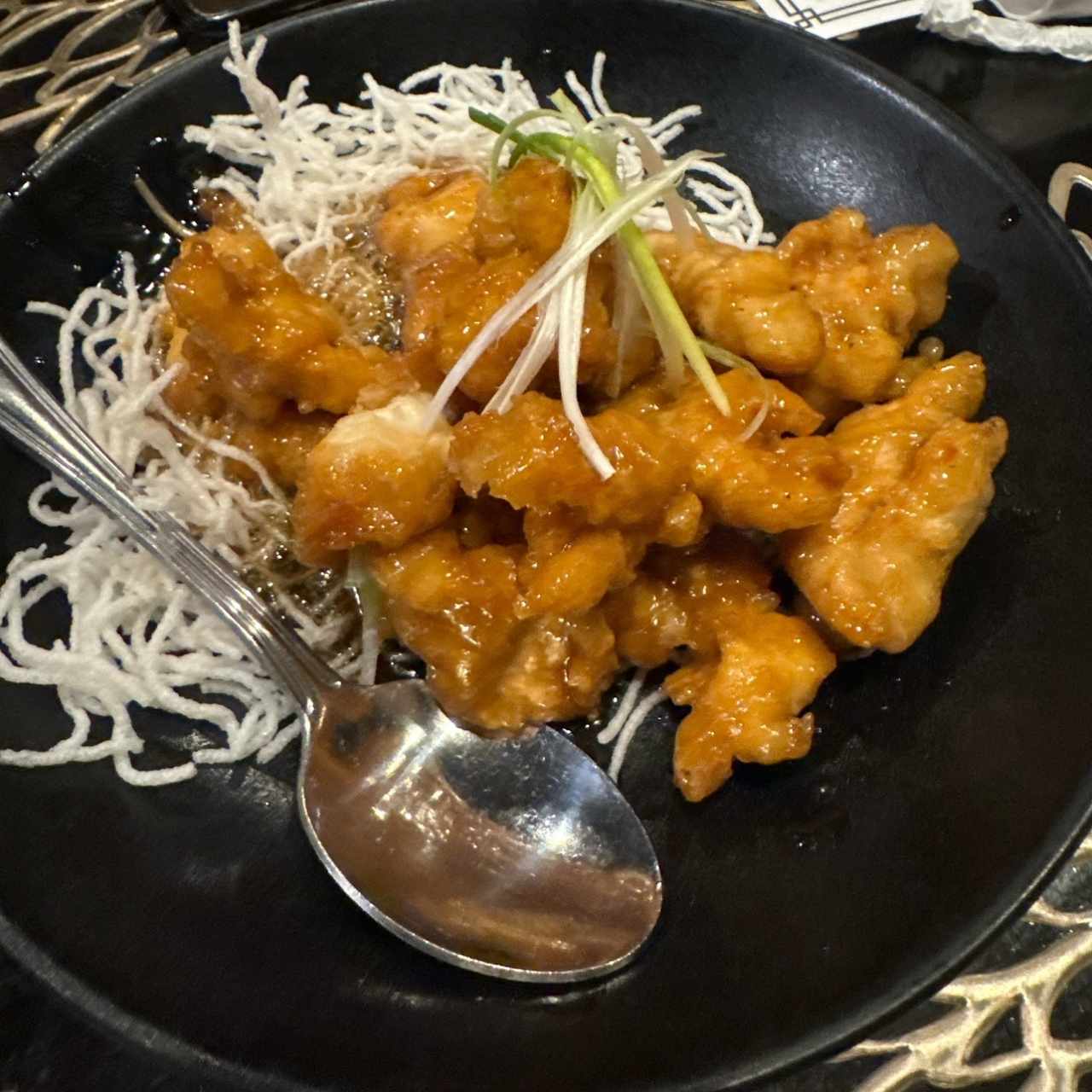 Platos Fuertes - Crispy Honey Chicken