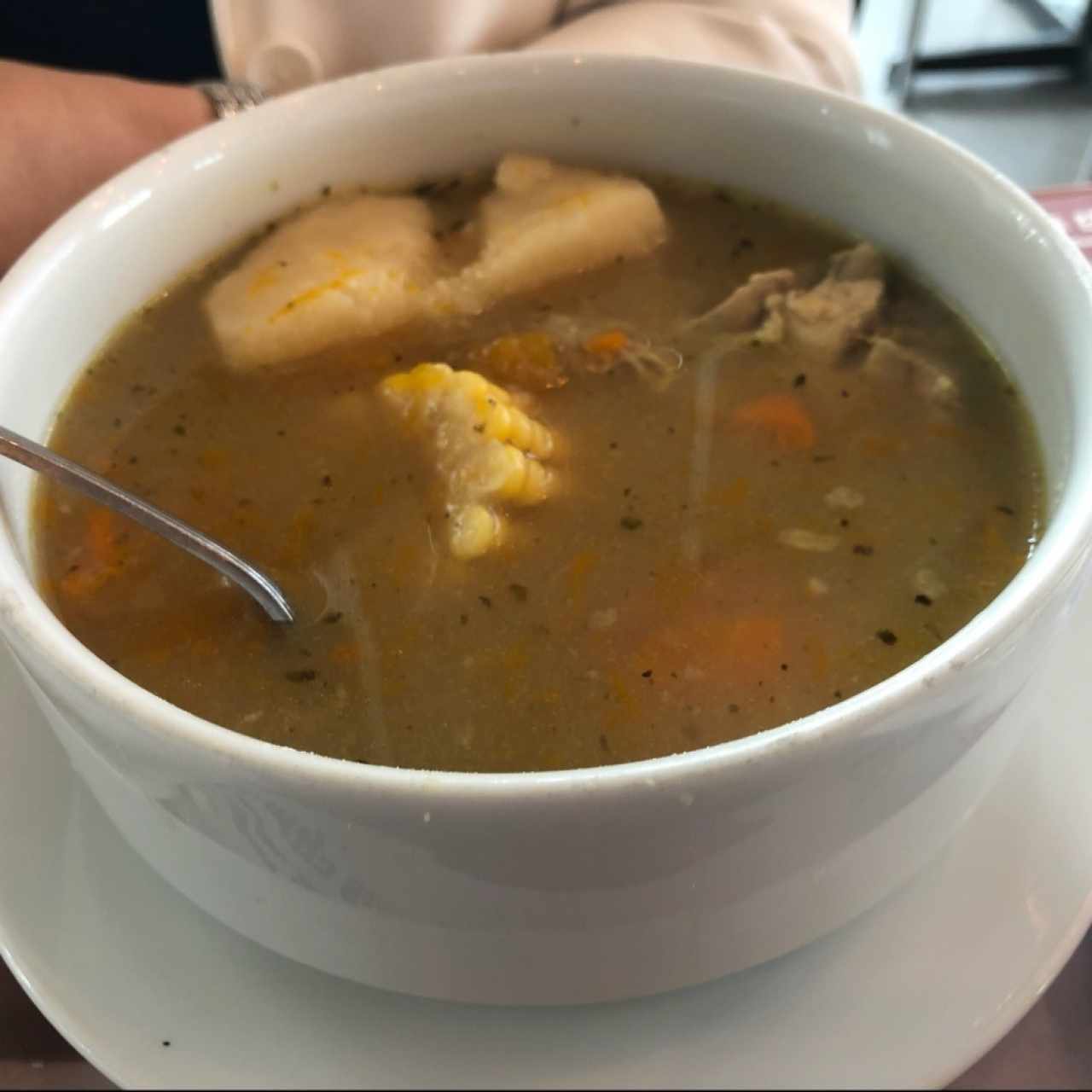 sopa de pollo