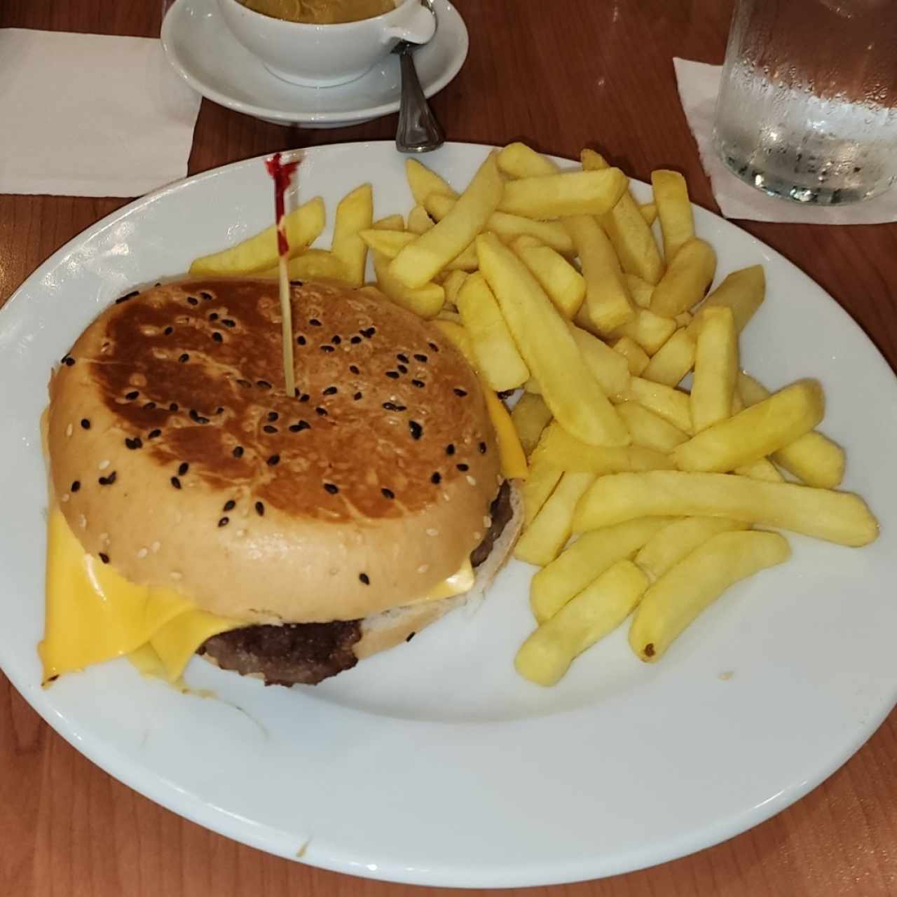 Hamburguesa con queso y tocino