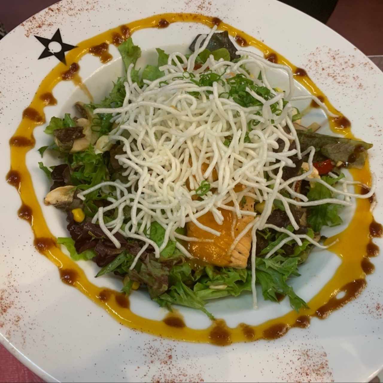 Ensalada daidai de salmón