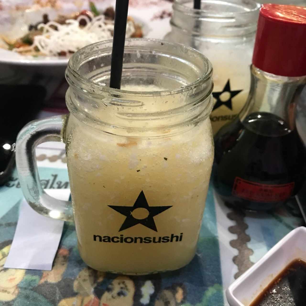 delicia!! jugo de piña con miel y coco!! 