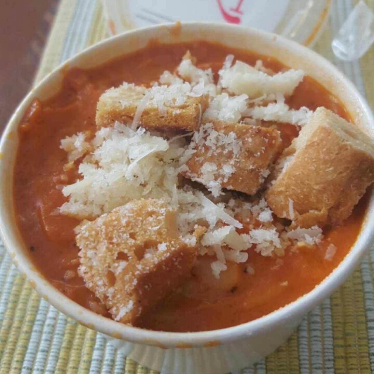 sopa de tomate