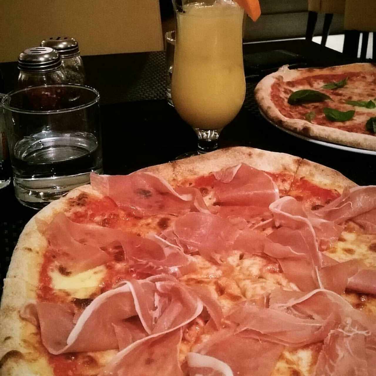 pizza España y pizza Margarita
