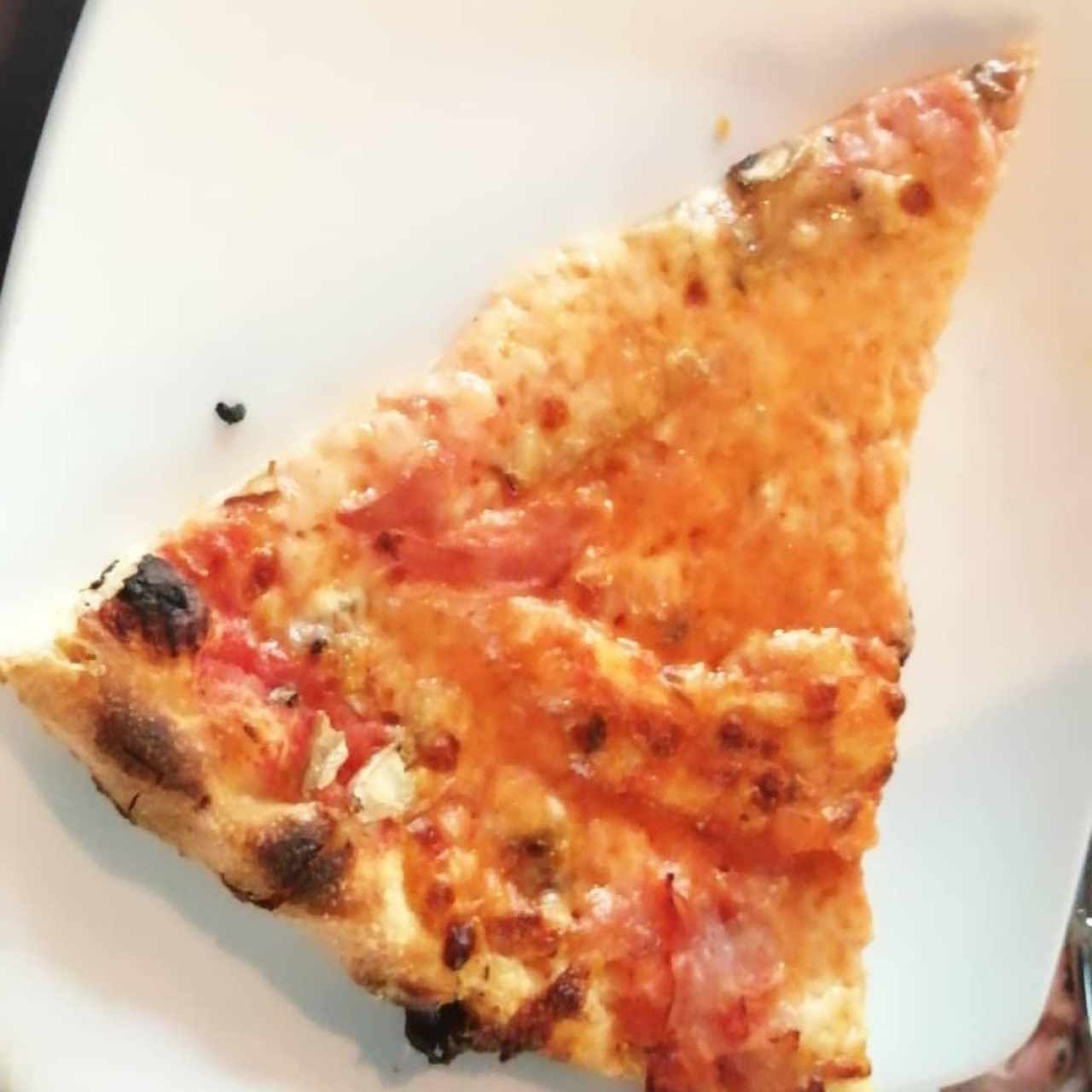 Pizza Prociutto Funggi 