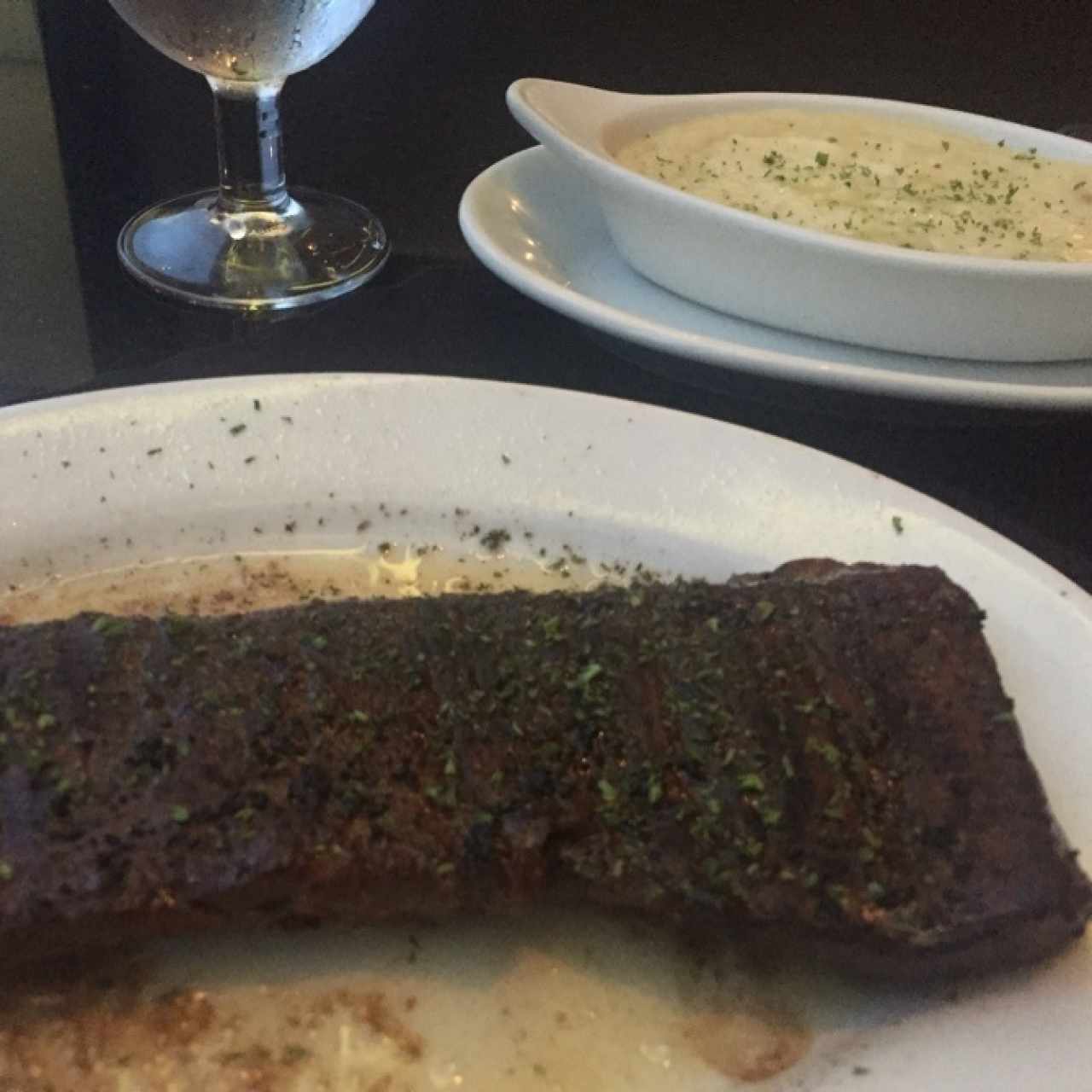 Skirt steak with mashed potatoes