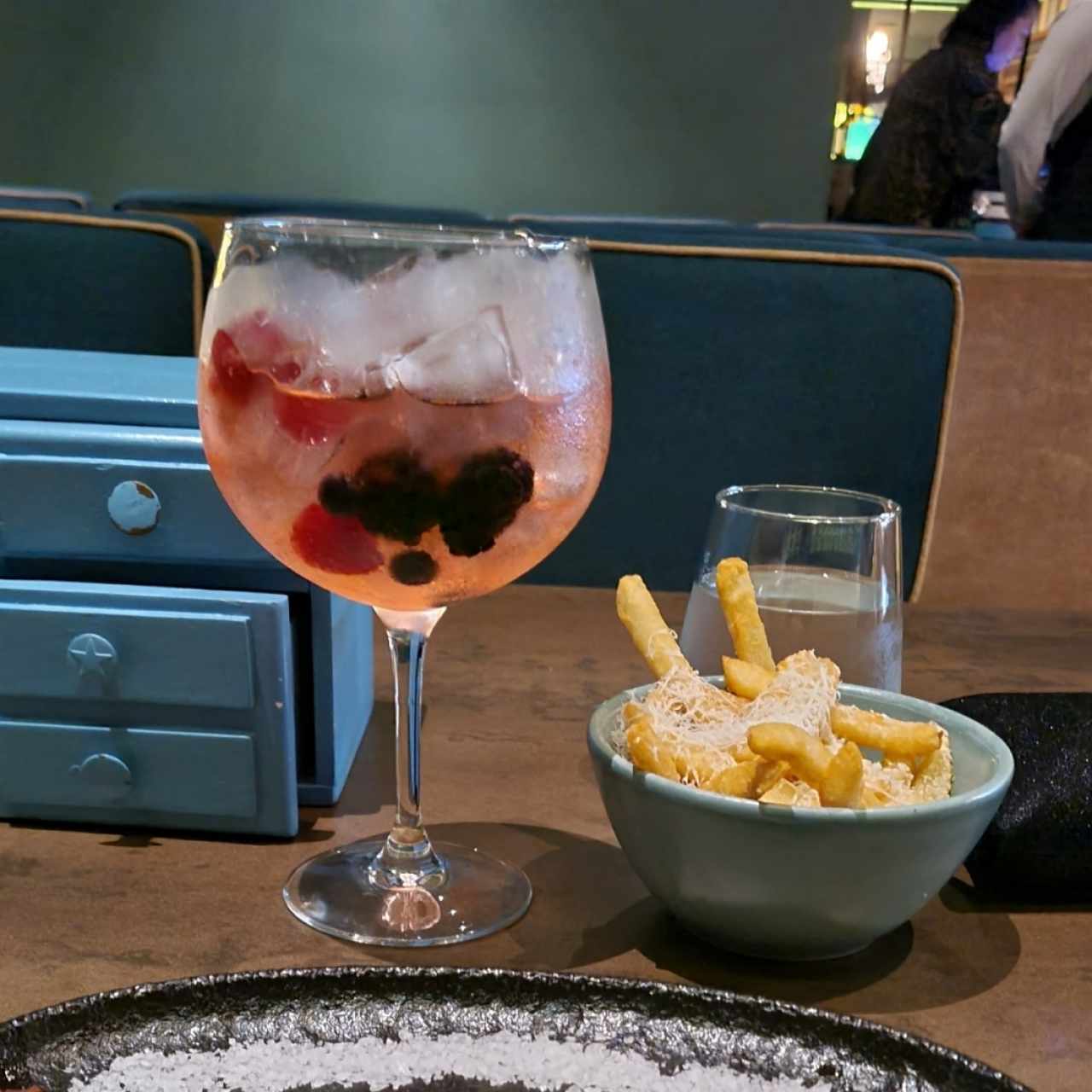 cóctel Jin tonic