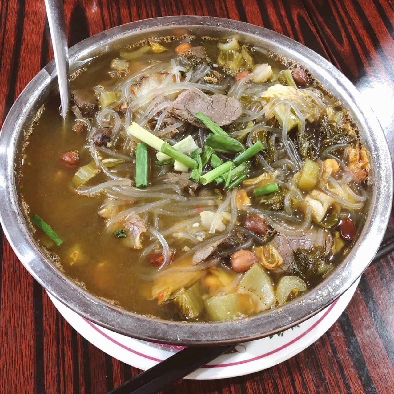 sop fideo de carne picante (Kimchi)