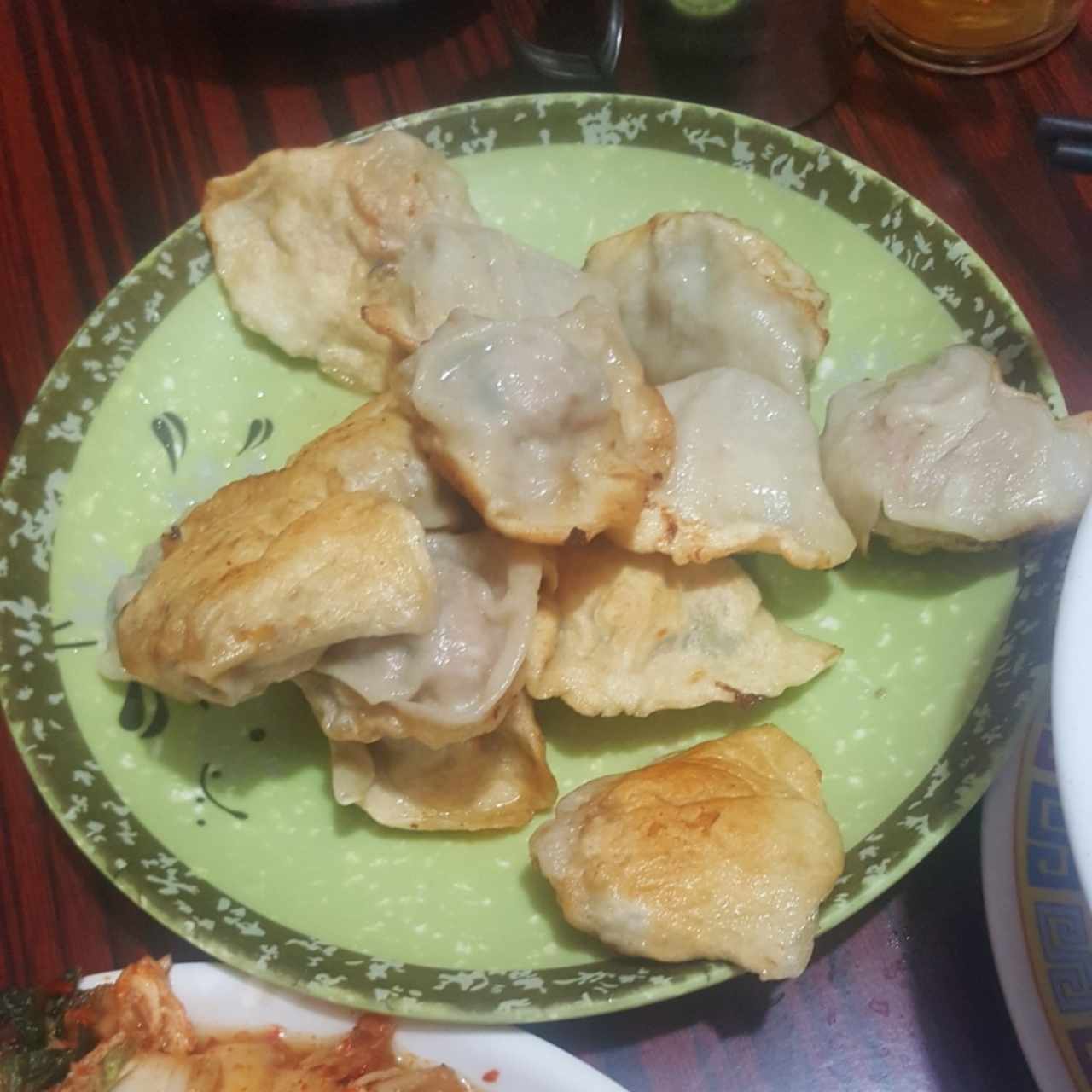 dumplings fritos