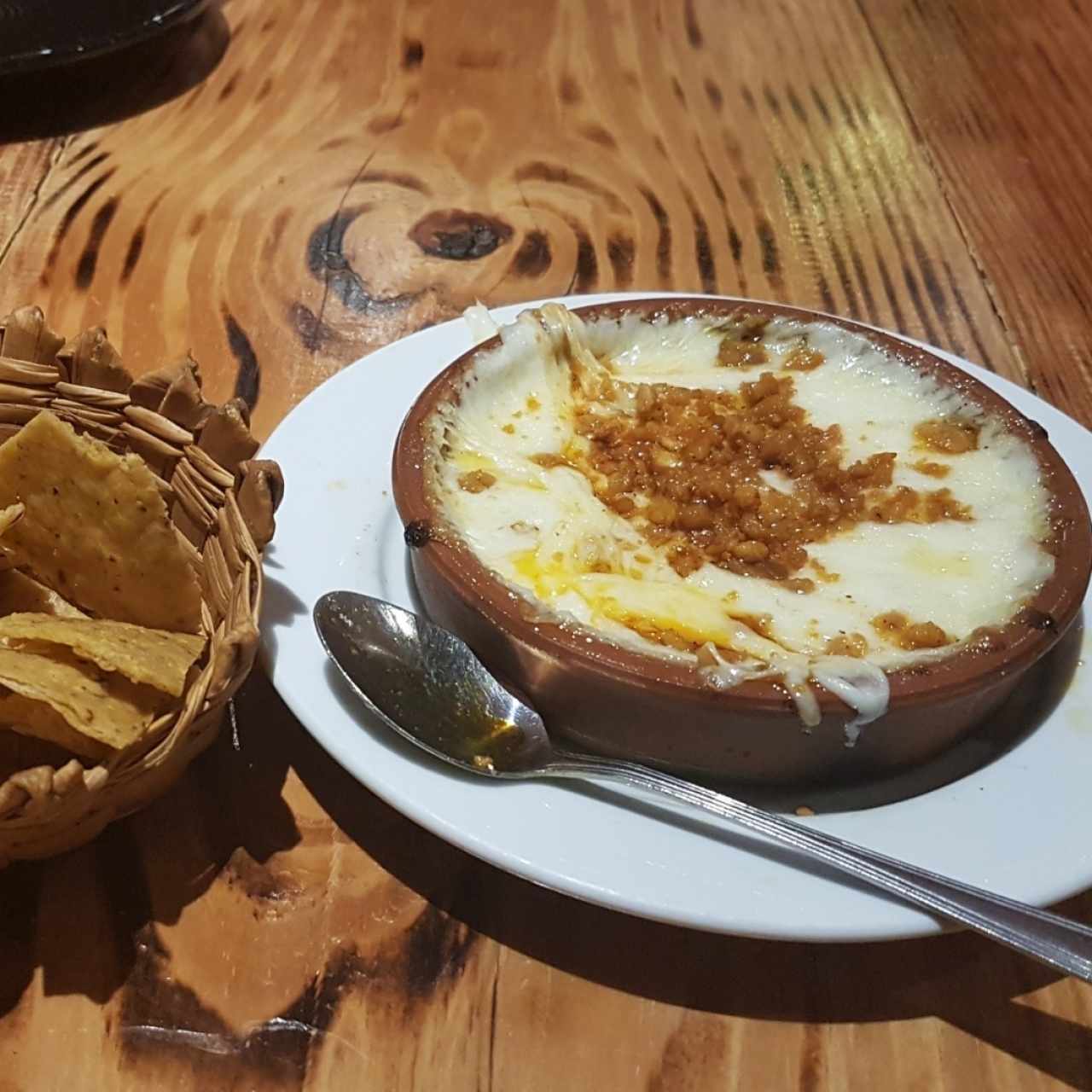 Queso Fundido de Chorizo