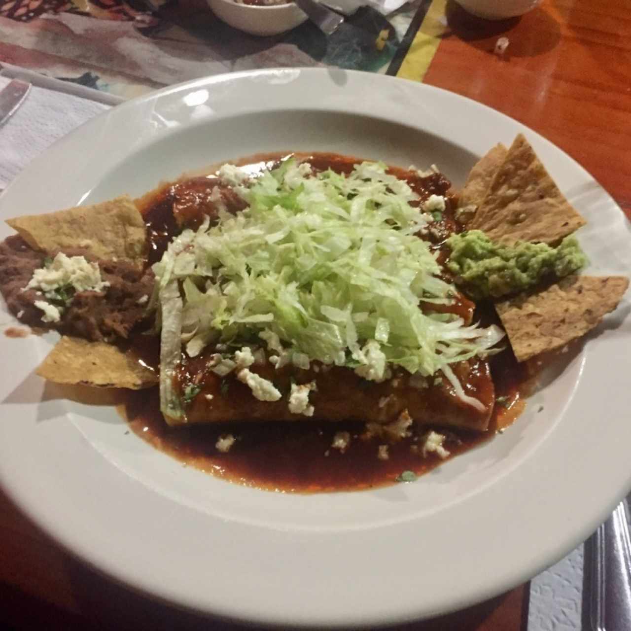 Enchilada en salsa roja 