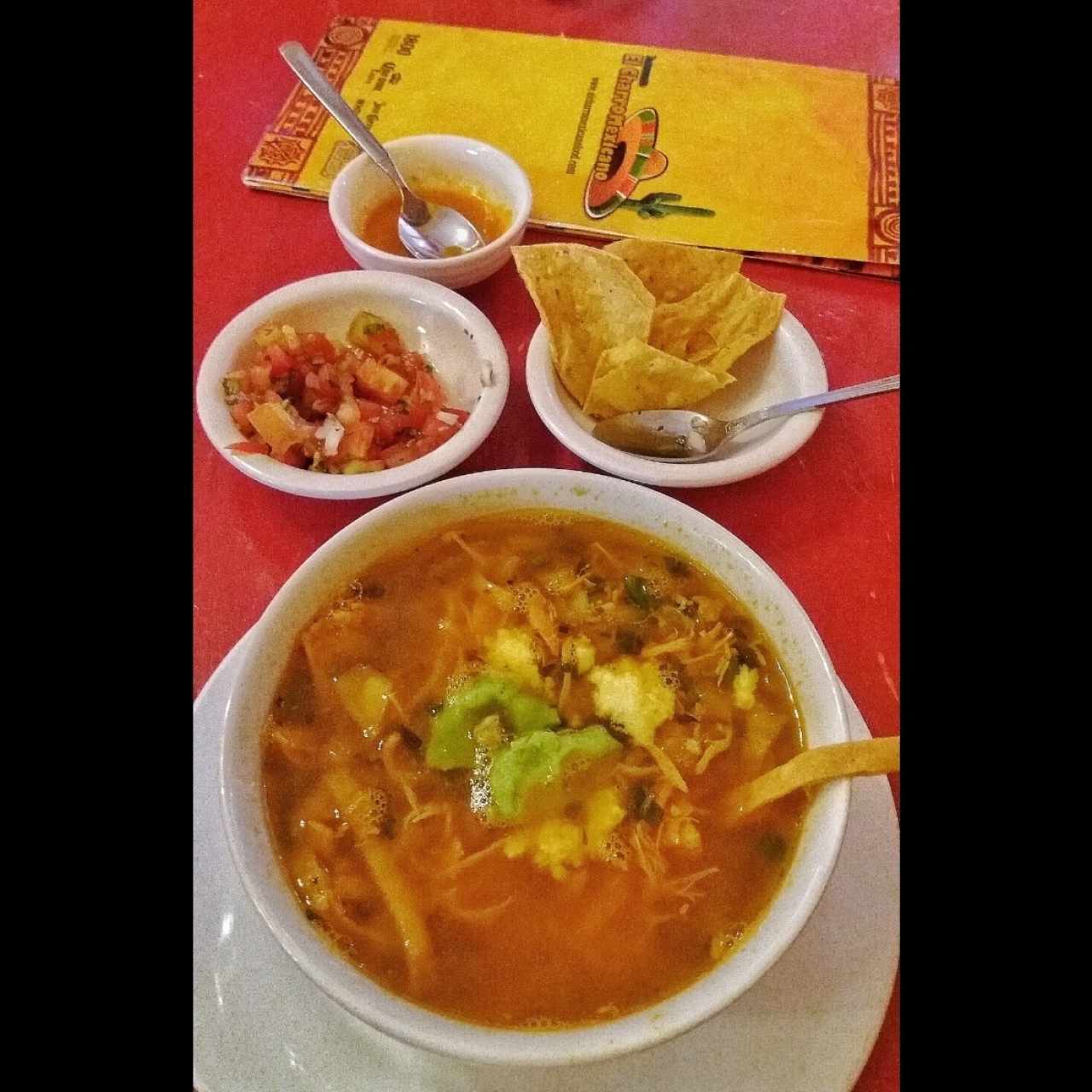 Sopa de Tortilla - El Charro Mexicano