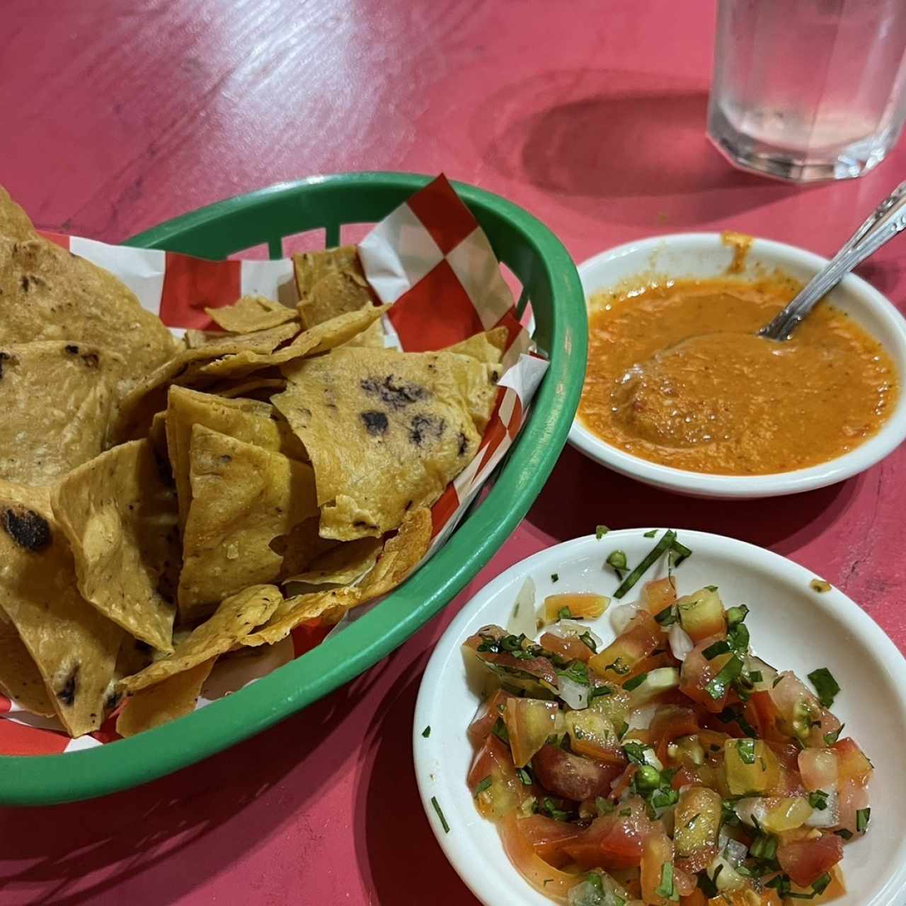 Entrada de pico de gallo con picante 