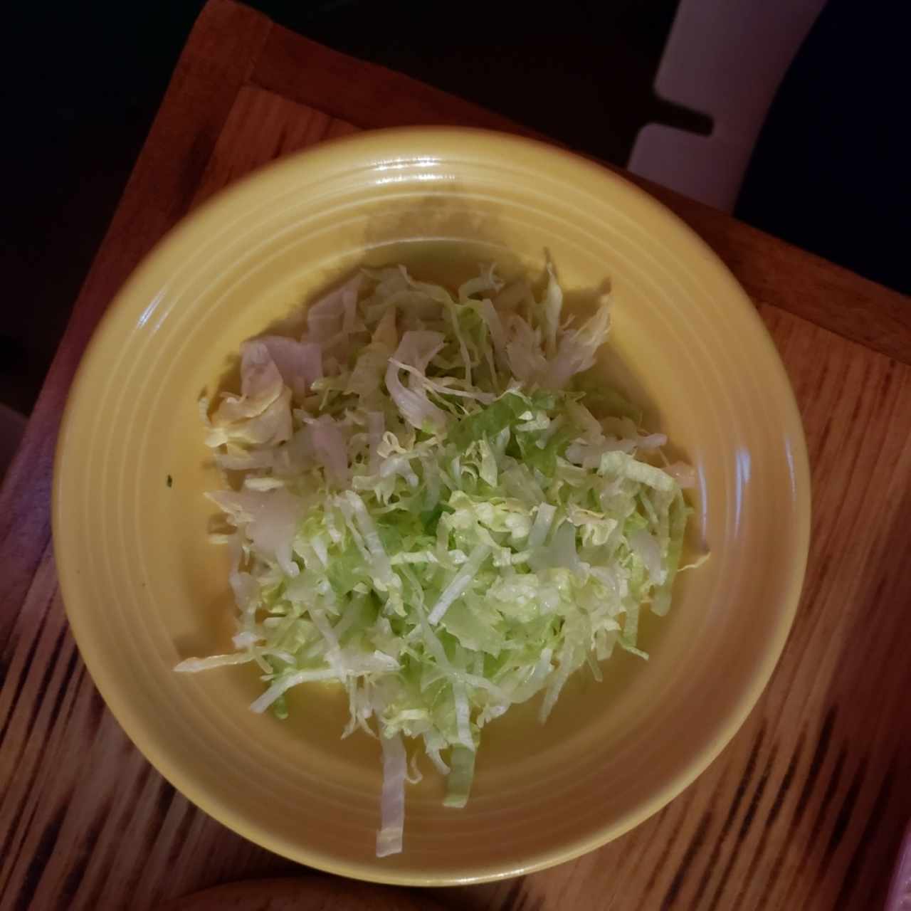 LECHUGA FRESCA PARA ACOMPAÑAR CUALQUIER PLATO