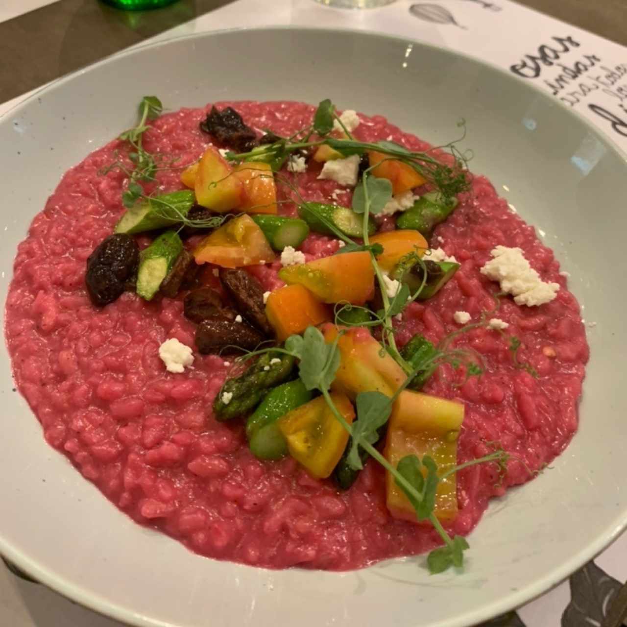 risotto de remolacha USD14 (detalle: no tenian parmesano rallado)