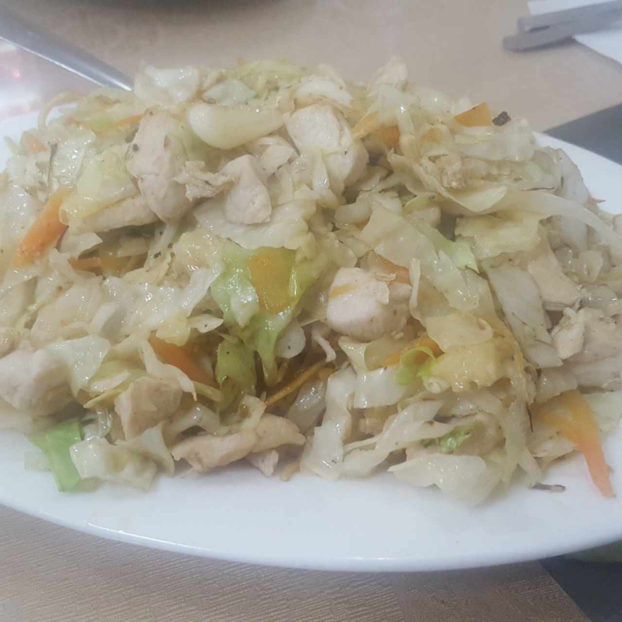 Chow Mein de pollo