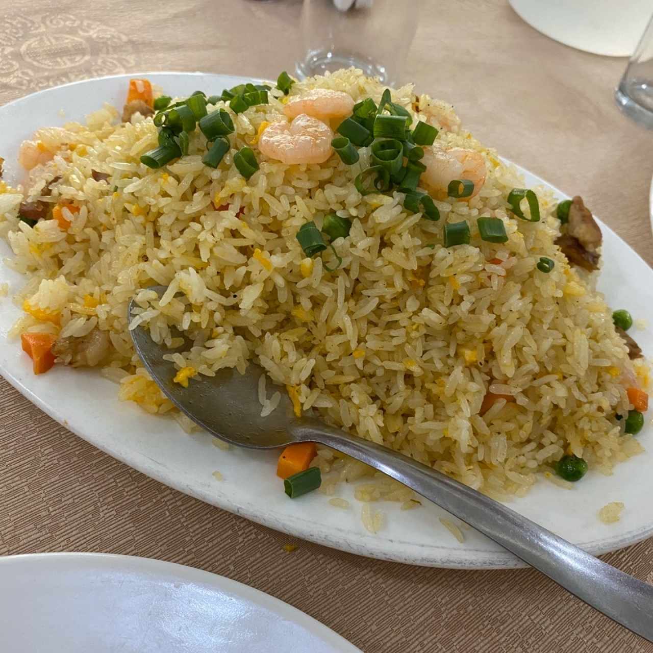 arroz yang chao