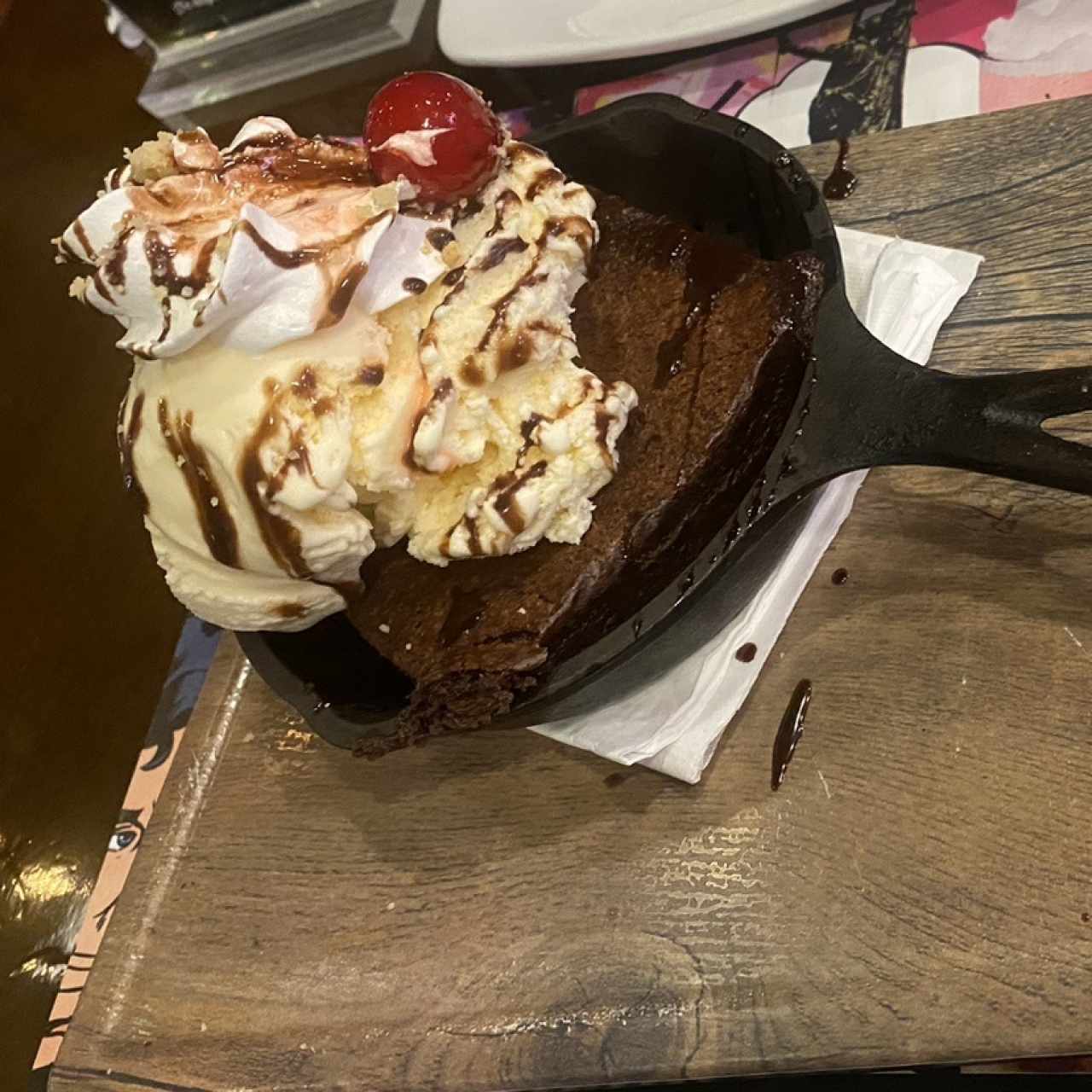 Desserts - Hot Fudge Brownie