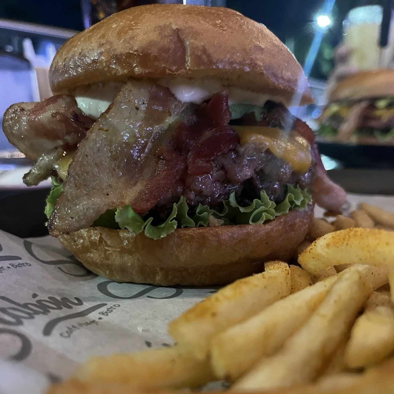 Burger - Monster Avocado