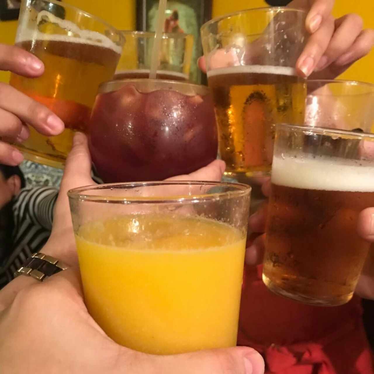 Sangria & Cerveza