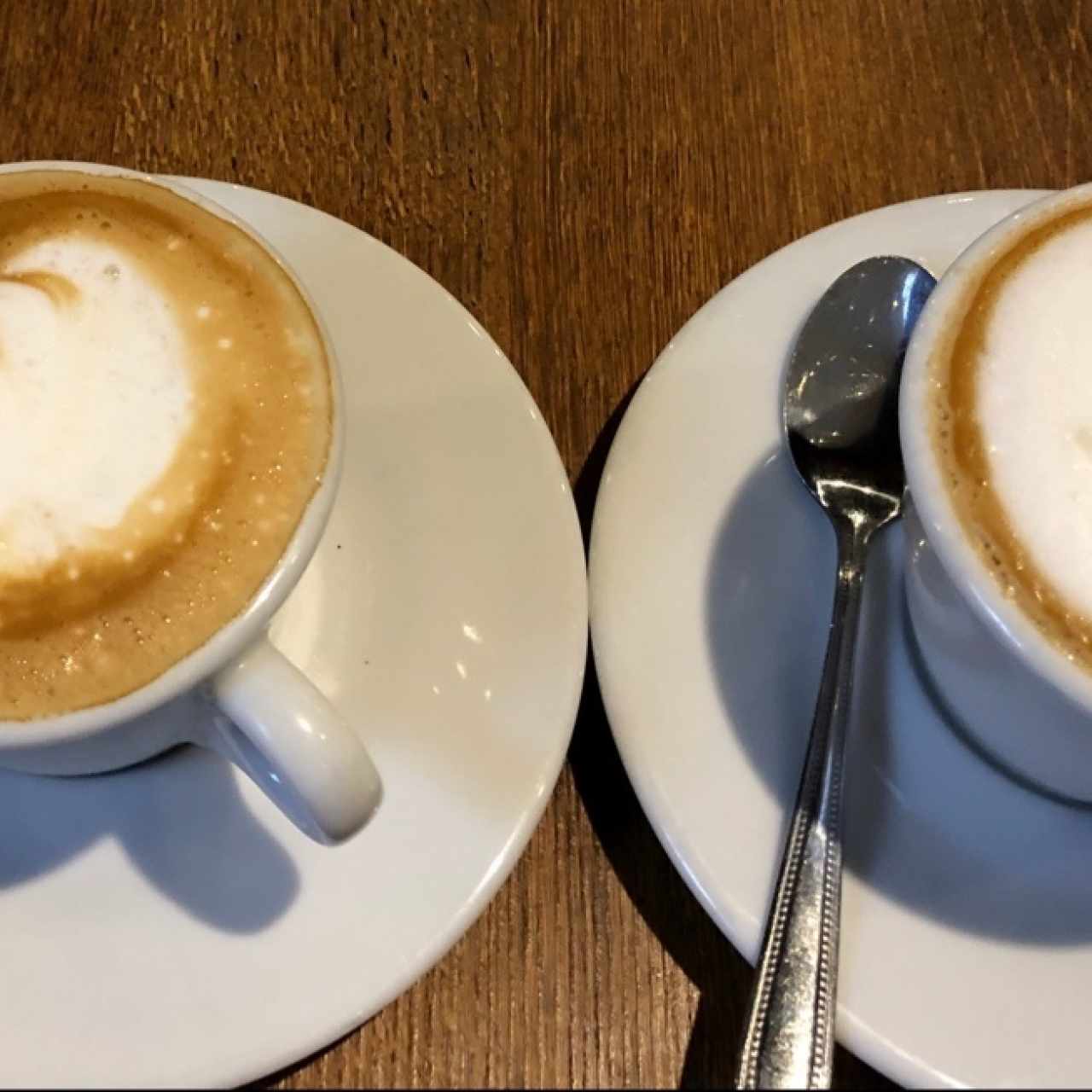 delicioso y aromatico capuccino para el cierre final 😋👍🏻