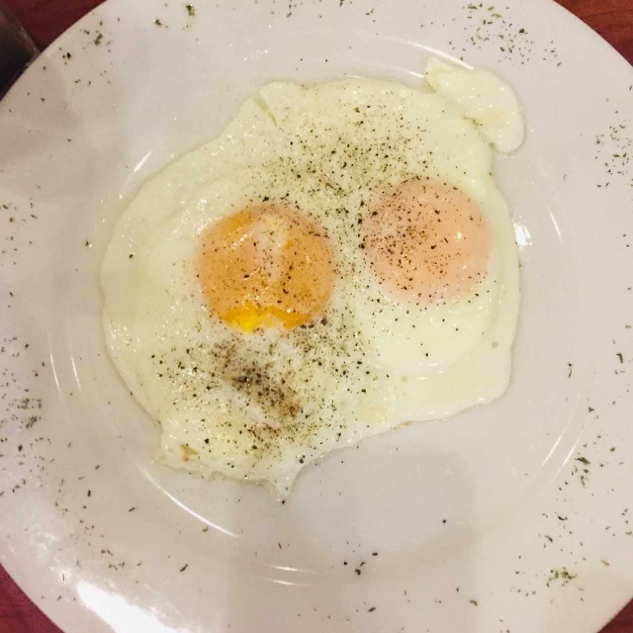 Huevos fritos tiernos. 😋