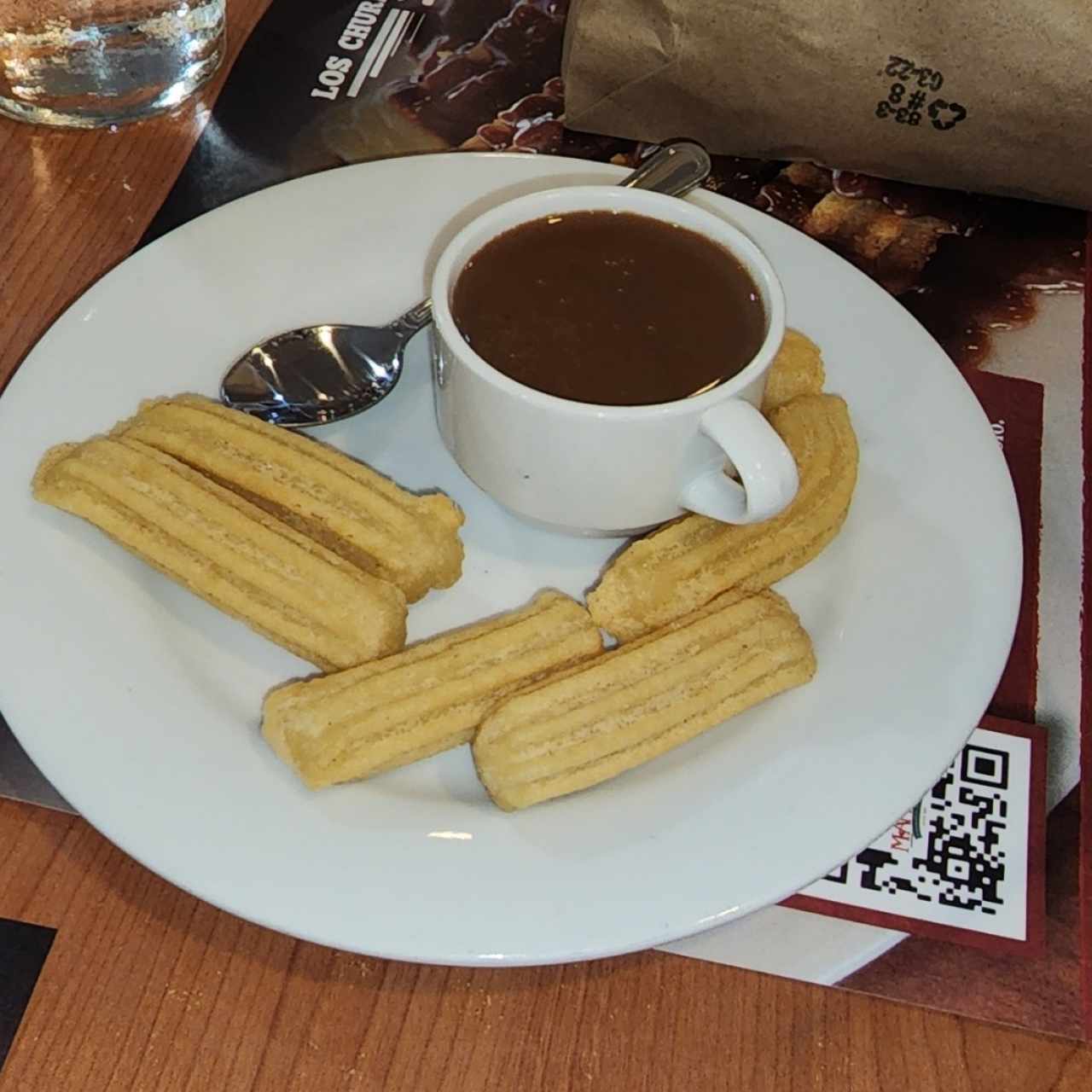 Mini Churros con chocolate