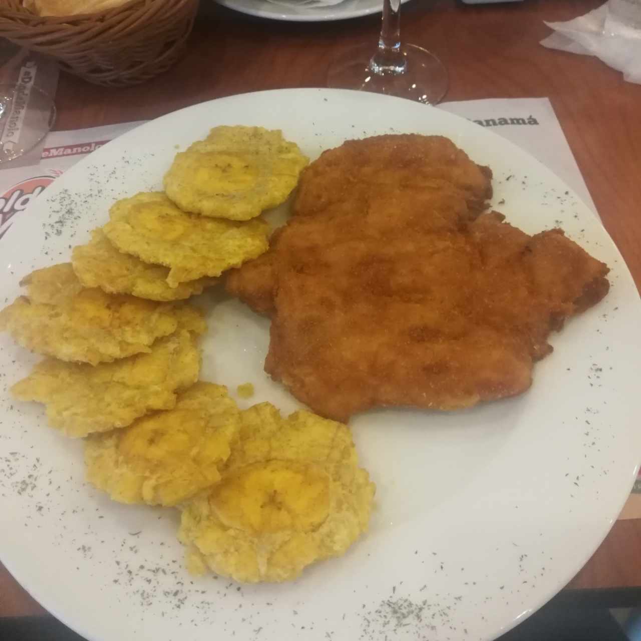 Milanesa de Pollo con patacones