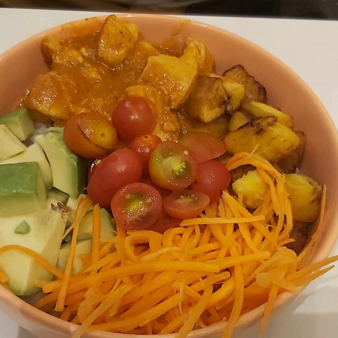 Bowl de pollo guisado