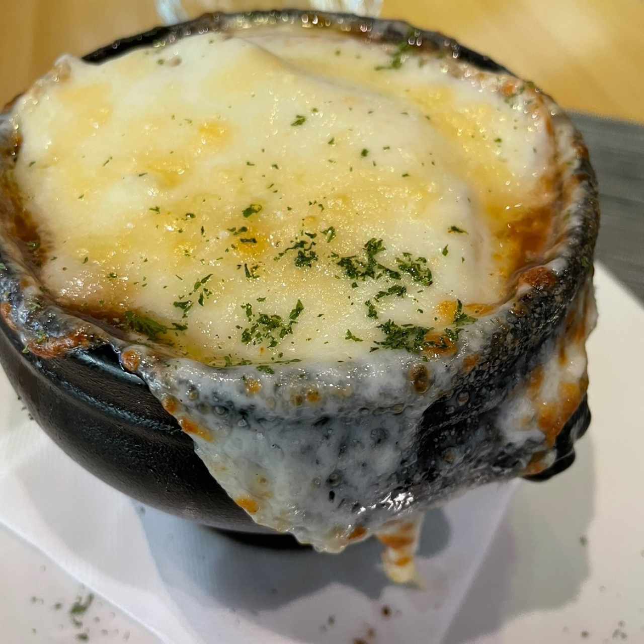 Sopa de Cebolla Gratinada