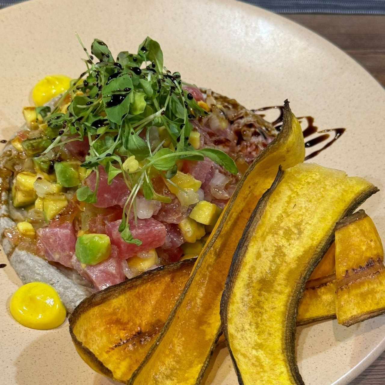 Ceviche de Mango y Agucate