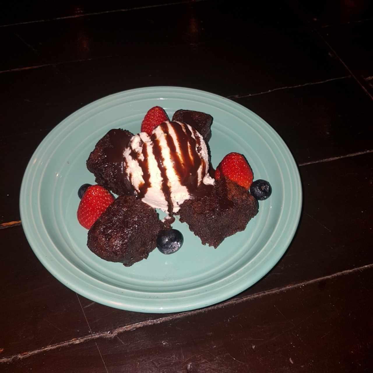 Brownie con helado