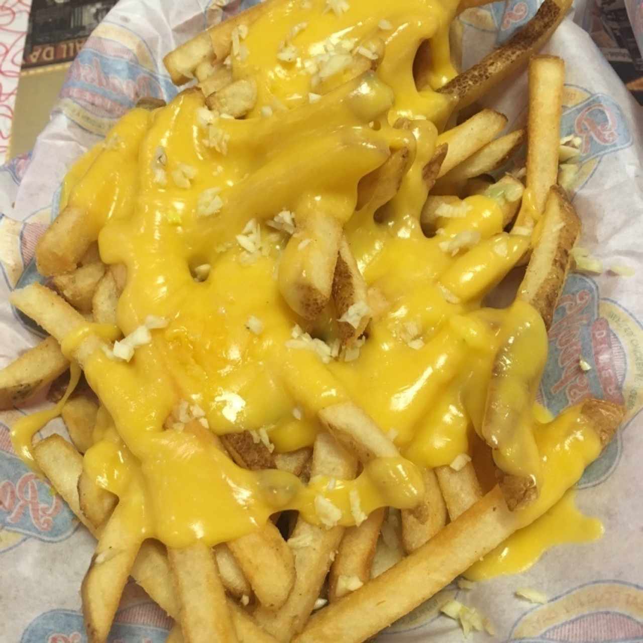 garlic cheese fries