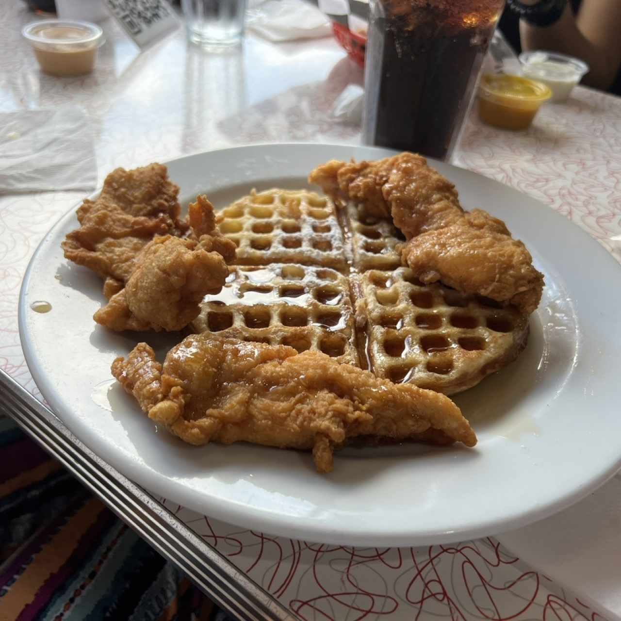 Desayunos - Chicken Waffles