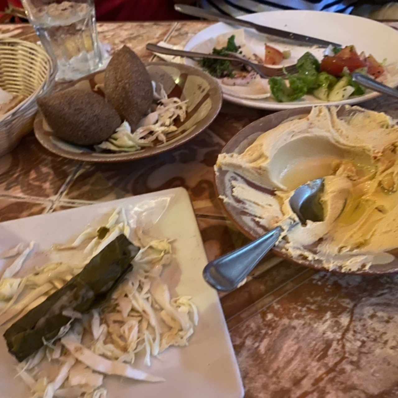 mesa libanesa y kibbes