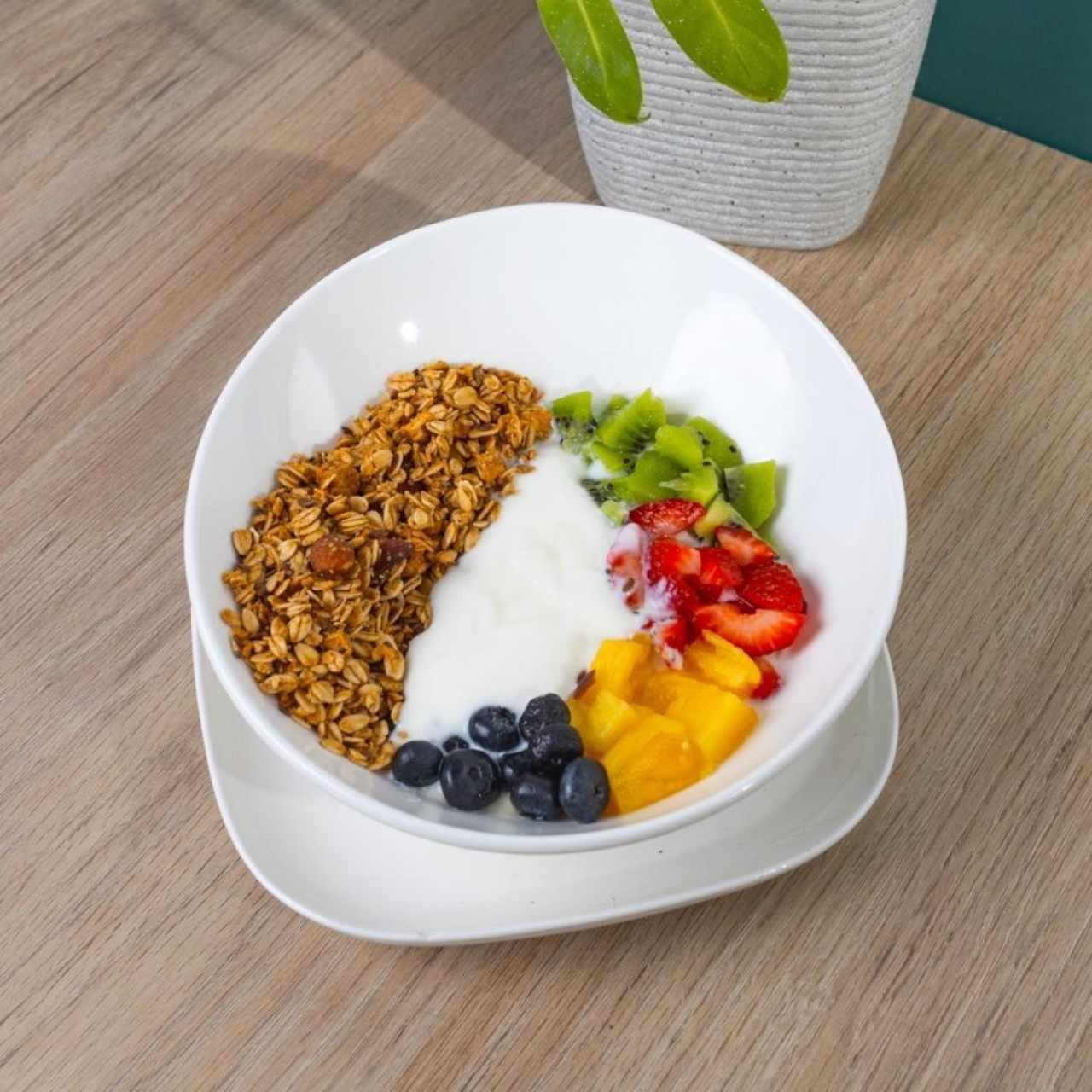 Bowl de yogurt y frutas