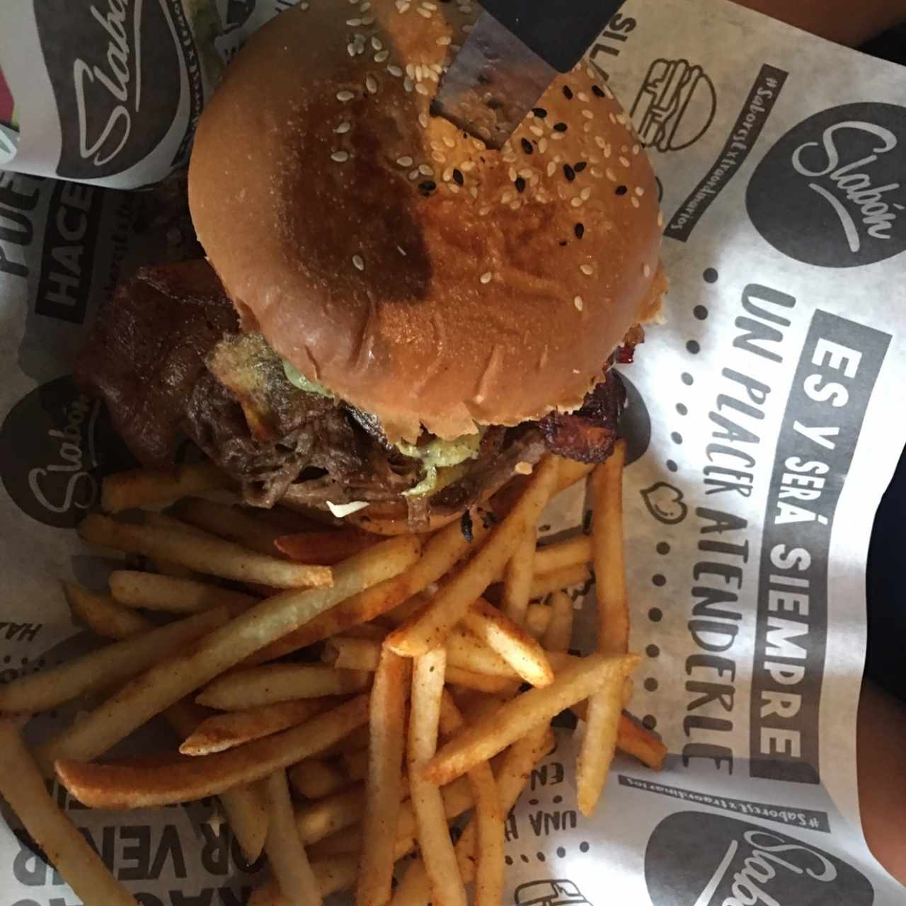 hamburgueza con platano maduro