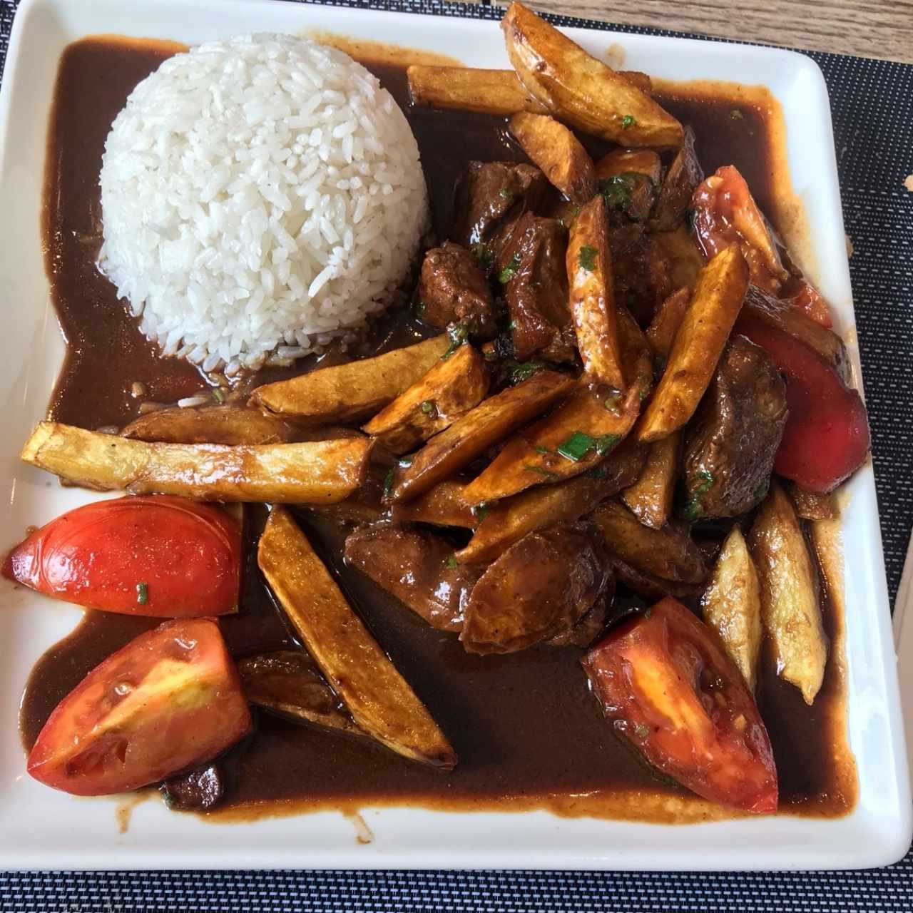 Lomo Saltado