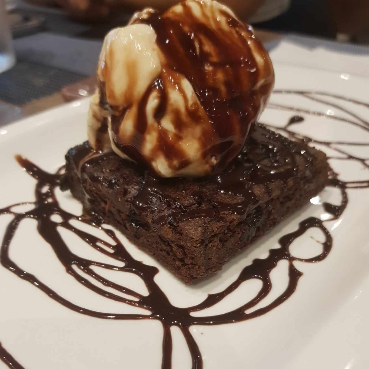 helado con Brownie