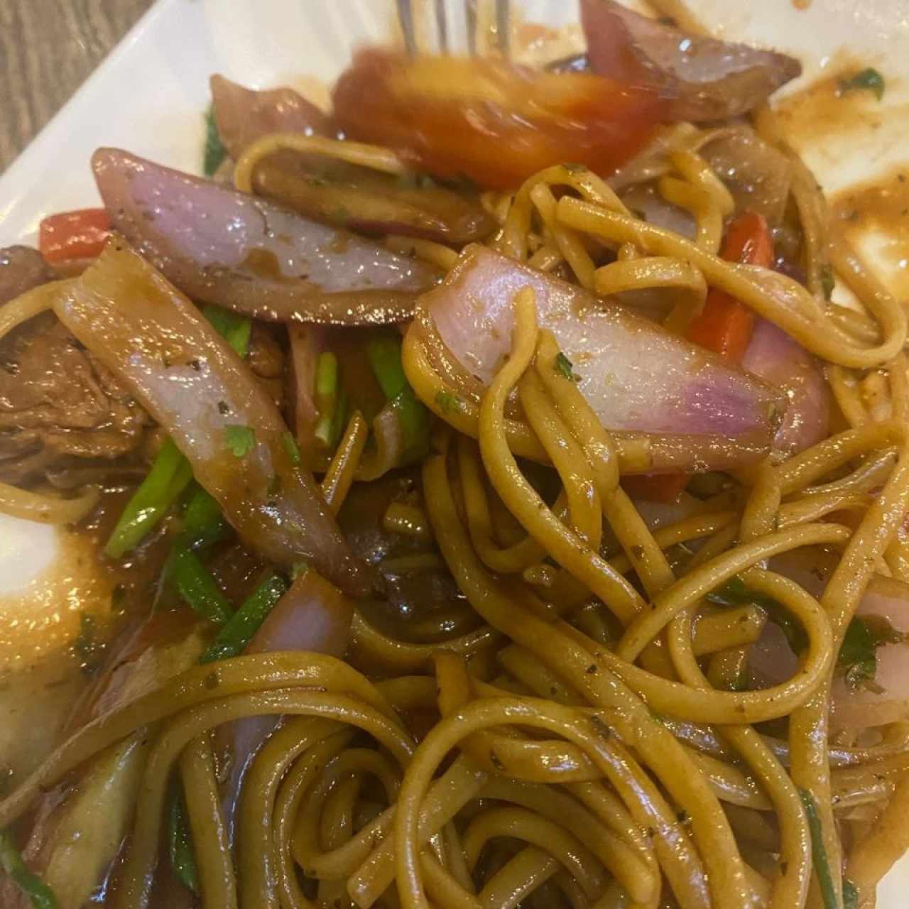 PASTAS - TALLARÍN SALTADO